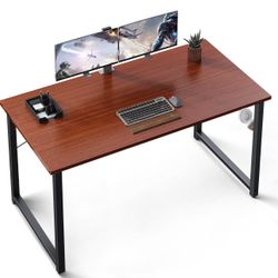 Computer desk