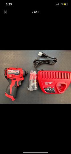 Milwaukee m12 impact ( with charger)