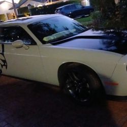 Dodge Challenger 2021