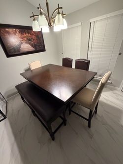 Dining set