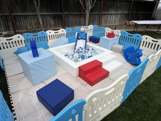 Soft Play - Ball Pit
