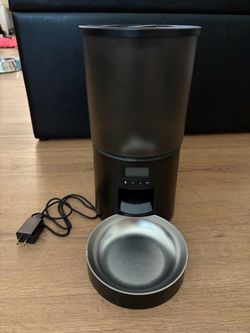 Automatic Pet Feeder