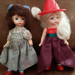 Vintage Dolls 