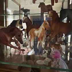 Assorted Breyer Horses/ dog 