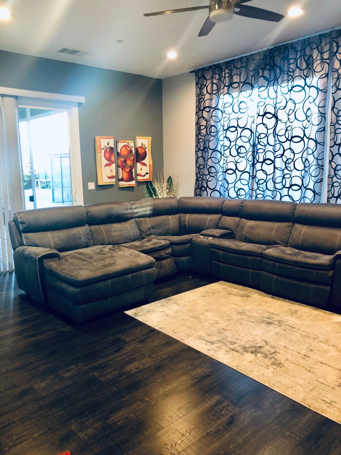 Felyx 6-pc fabric sectional sectional sofa with two power recliners, power headrests, console and usb power outlets