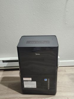 Midea Dehumidifier (needs new drainage tube)