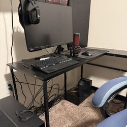 GAMING SETUP FOR SALE*