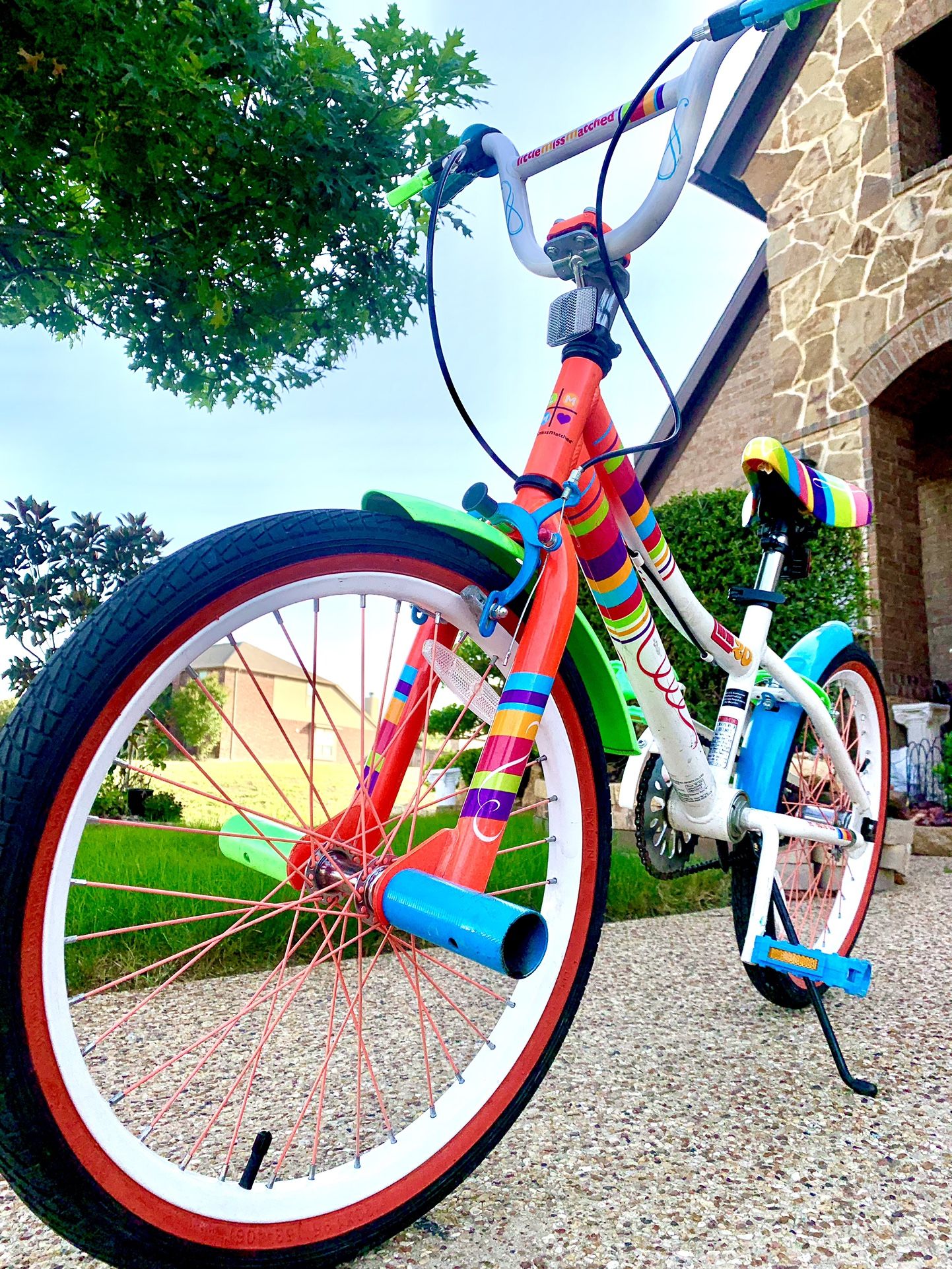 CUTE 🥰 20” GIRLS 👧 BIKE 🚴 (great SHAPE & CONDITION:10/10)