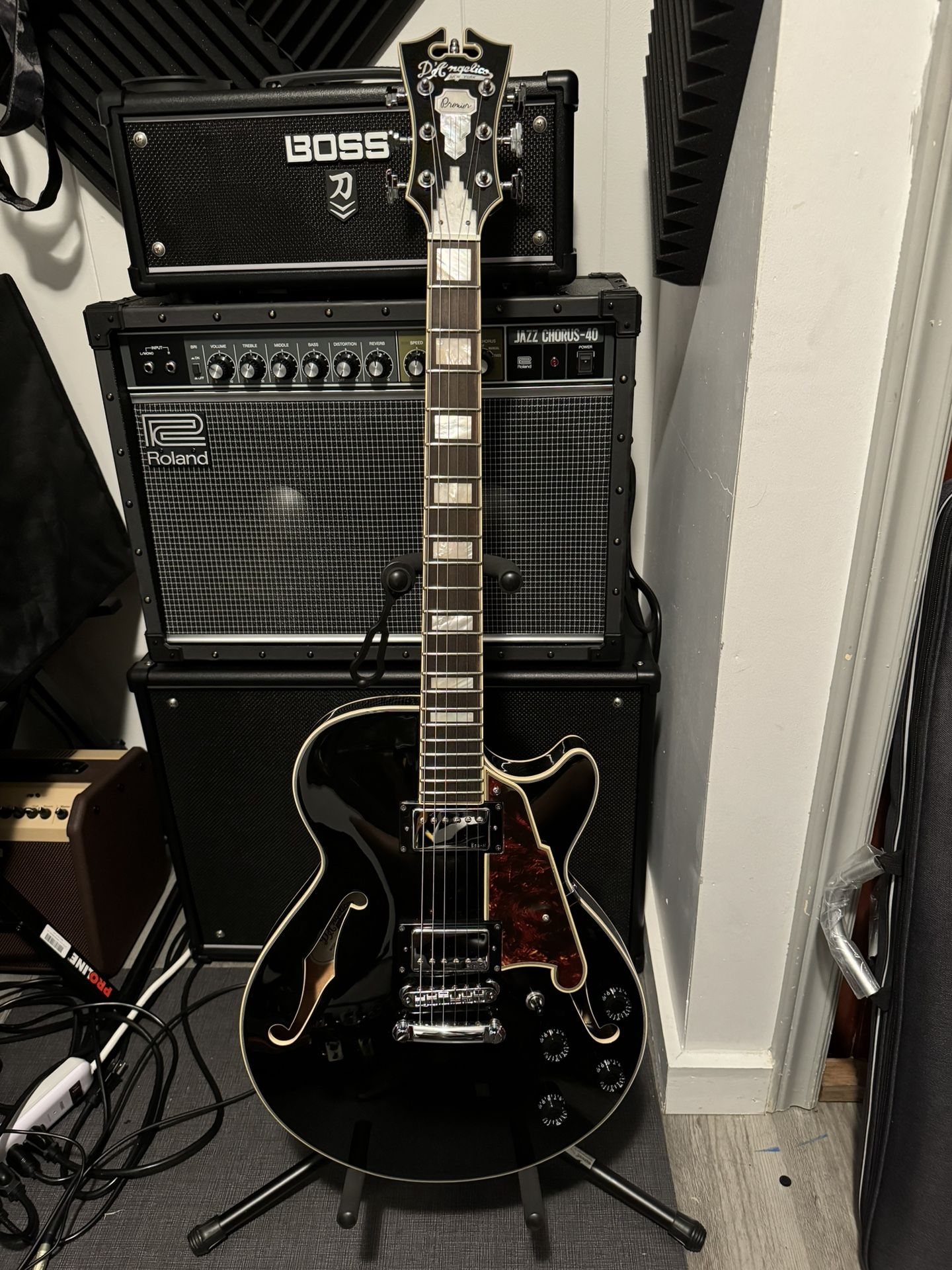 Semi Hallow SS D’angelico Premier MINT Electric guitar $850