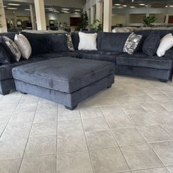3 Pc Sectional | Sof,a | Charcoal Color