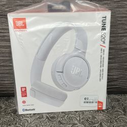 JBL Tune 520BT - Wireless On-Ear Headphones