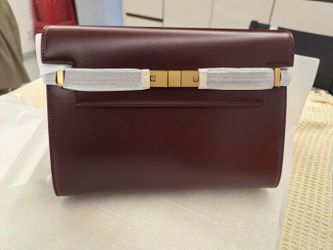 Classic Manhattan handmade leather bag Brand new and unused 