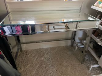 Mirrored writing desk