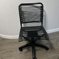 Cb2 Euro Style Bungee Cord Office Desk Chair🖥️Black 
