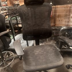 Ergonomic Mesh Office Chairs – Two Styles Available