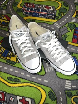 Converse 10.5 Men 12.5 Women