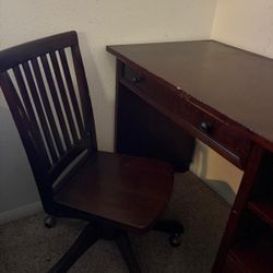 Pattery Barn Desk And Chair