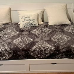 Fold Out Bed-Pick Up Only