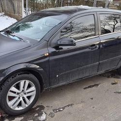 2008 Saturn astra xe selling car not wheels 