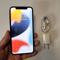 iPhone X - UNLOCKED - Like New  