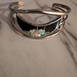 VINTAGE MEXICAN  SILVER TONE CUFF BRACELET WITH ONYX AND ABALONE INLAY