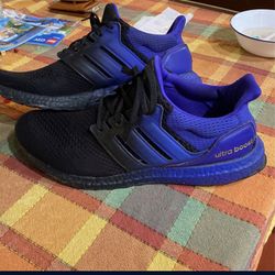 Adidas Ultra Boost DNA Size 10.5