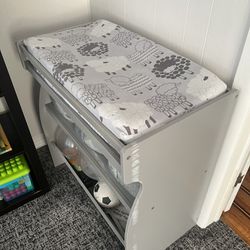 Delta Changing Table With Storage 