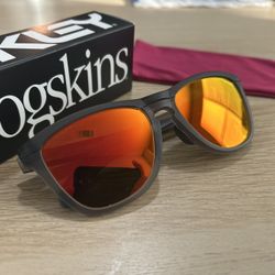 Oakley Frogskins Range