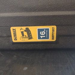 DeWalt 16 Ga , Nailgun 
