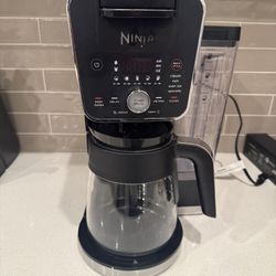 Ninja CFP400 Series DualBrew Specialty Coffee System