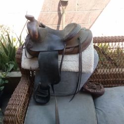 Western Saddles 700$ One Is Old Bohlin 