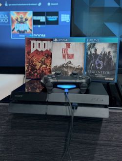 PS4, Perfect Working Condition excellent con su mando inalámbrico controller + 3 good  games include amazing bundle PlayStation 4