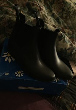 Black Merona (target brand) boots
