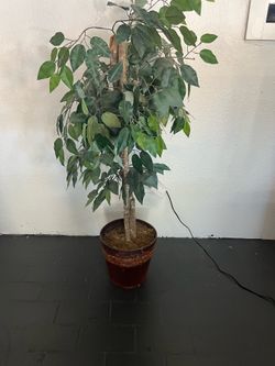 Artificial tree