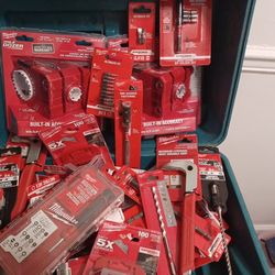MILWAUKEE TOOLS