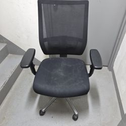 Rolling Office Chair 