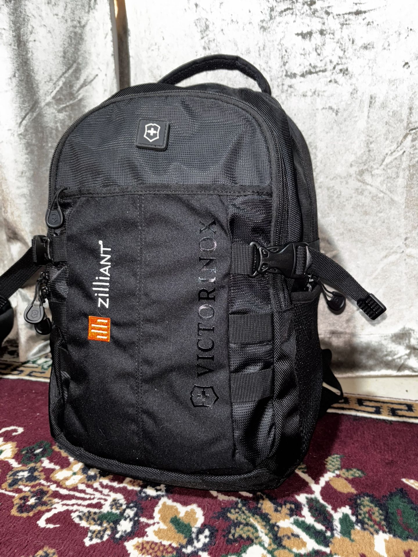 Victorinox Bookbag ~New
