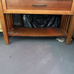 Wood End Table W/ Drawer $25 obo