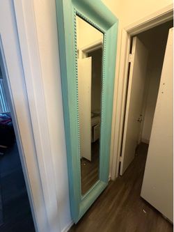 Full body mirror