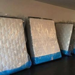 New Pillowtop Queen Mattress Brand New In Plastic