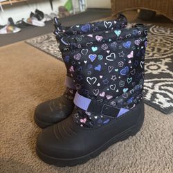 Kids snow boots Size 5