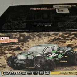 1:18 Scale All Terrain RC Truck 4WD (PRICED To SELL FAST)