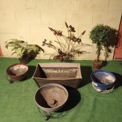 Garden Pots, Decoration And 2 Fake Plants. $25