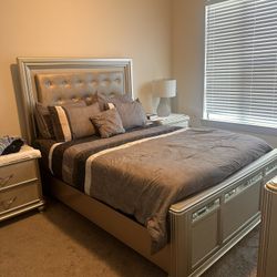 Kaleidoscope Platinum King Upholstered Panel Bed/mattress, box spring  & dresser 