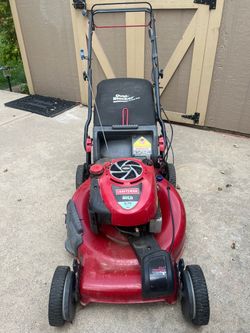 Lawnmower self propelled front wheel drive