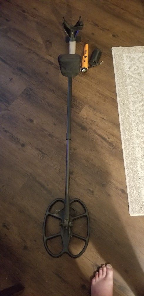 minelab metal detector safari