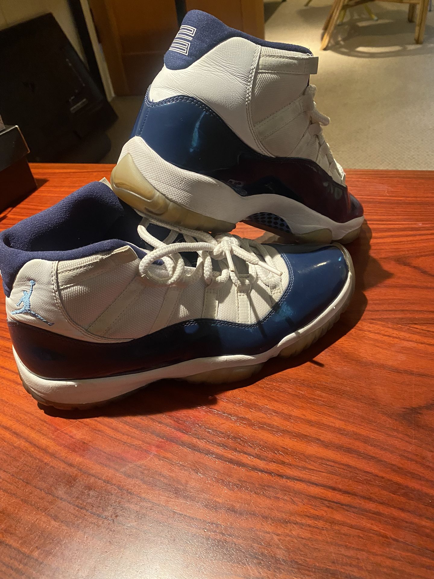 Men’s Jordan 11 Size 10.5