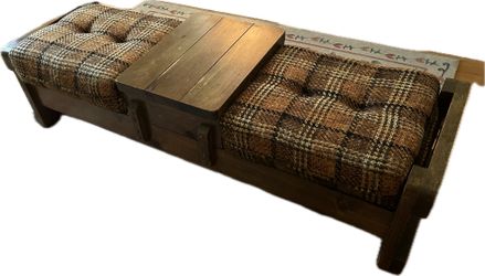 Vintage 1970s Ottoman Coffee Table / Bench – Mid-Century Style – $60