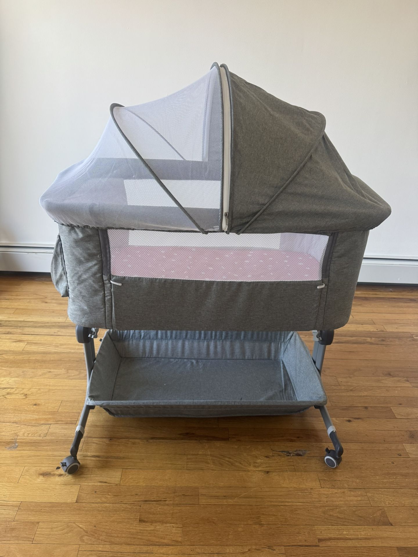 Bedside Portable Bassinet/Crib