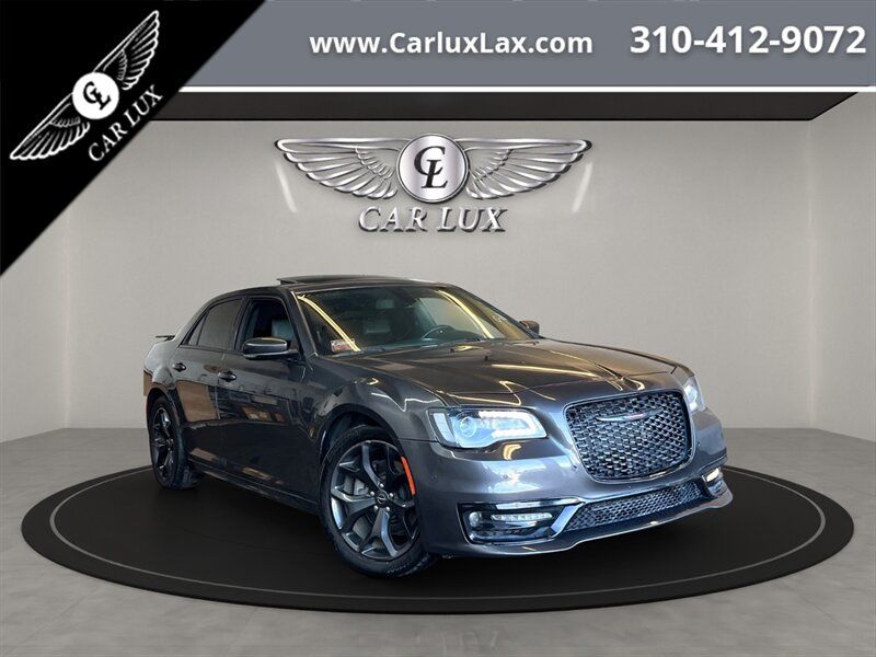 2021 Chrysler 300 Series S V8
